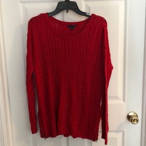 CLOSET CLOSING!☹️ American Eagle sweater